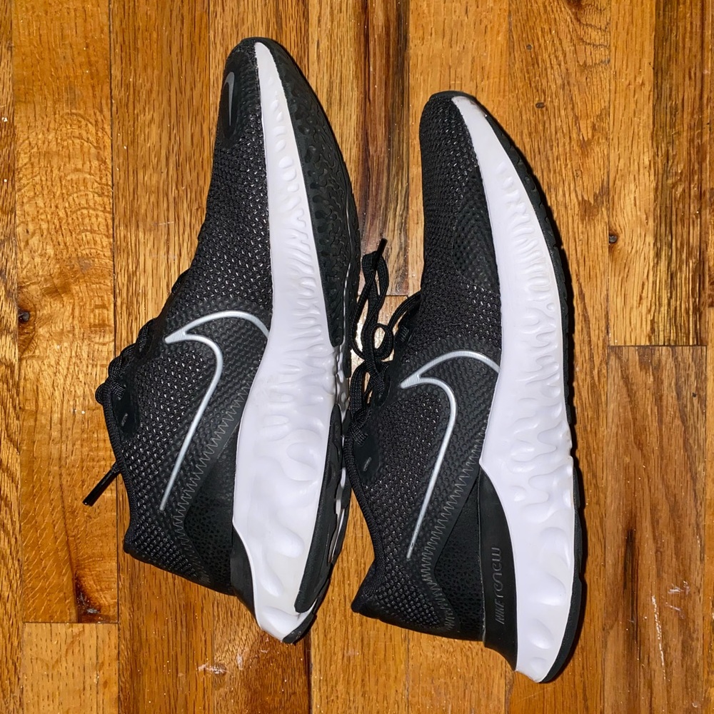 Nike renew run